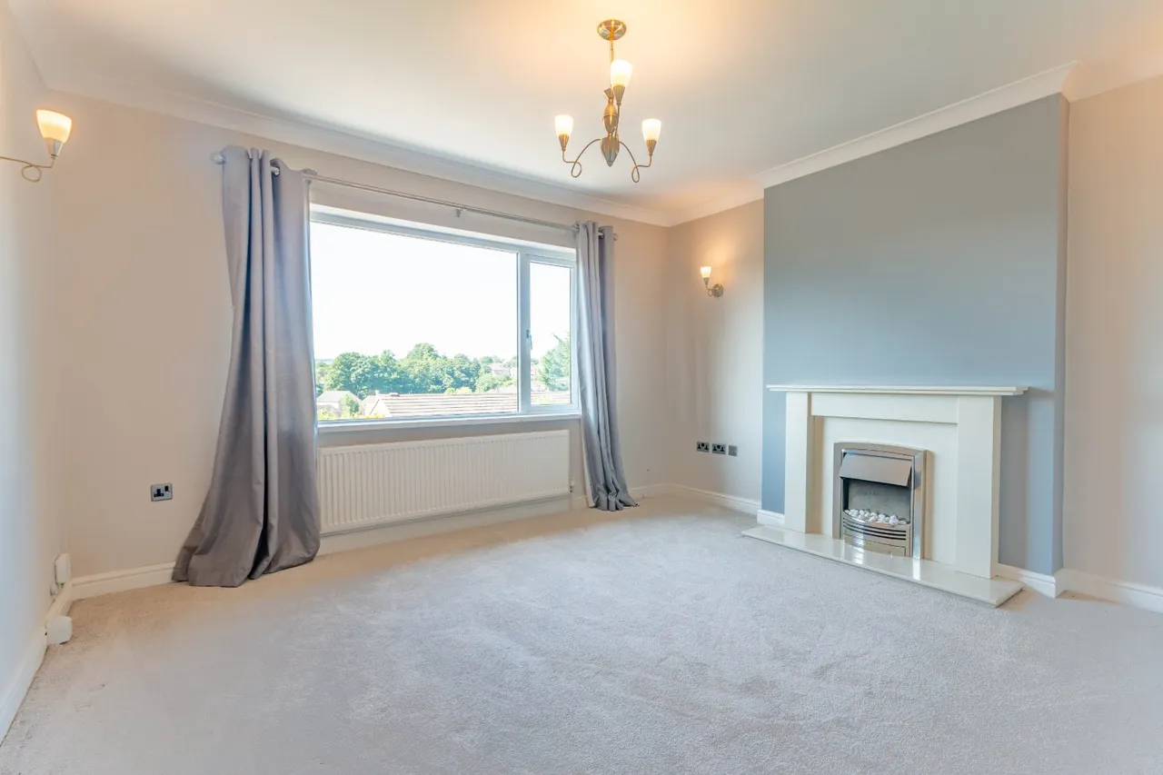Moor Edge, Harden, BD16, photo 2
