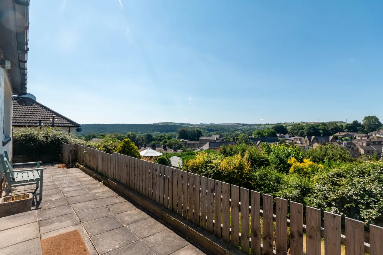 Moor Edge, Harden, BD16, photo 13