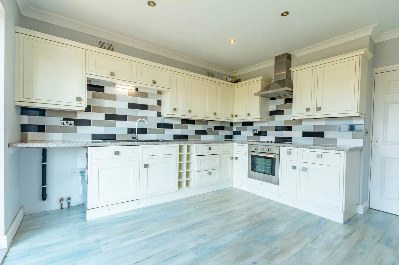 Moor Edge, Harden, BD16, photo 4