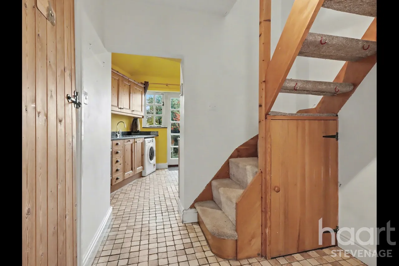 High Street, Hitchin, SG4, photo 6