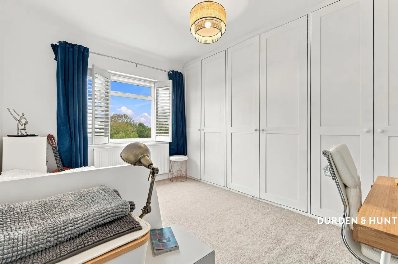 Woodberry Way, Chingford, E4, photo 11