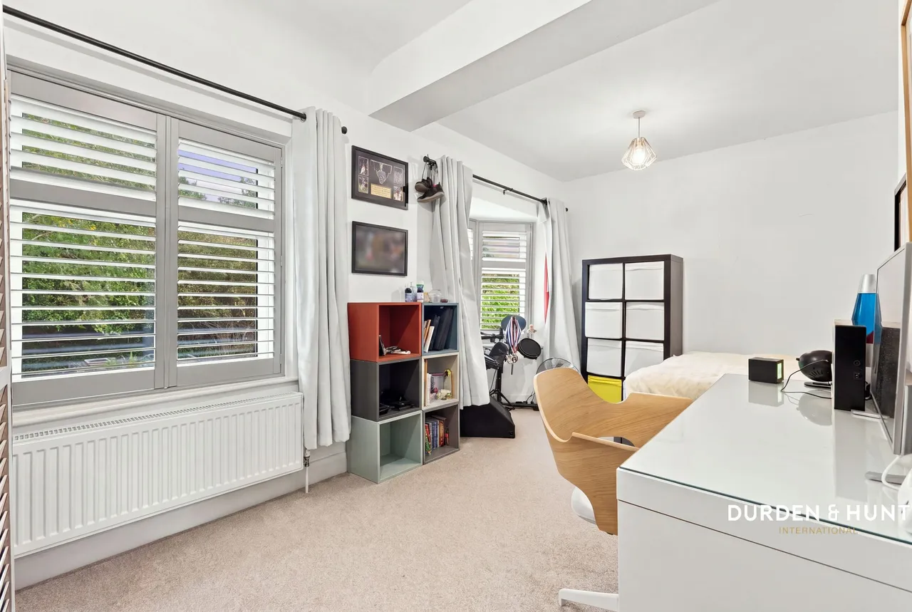 Woodberry Way, Chingford, E4, photo 13