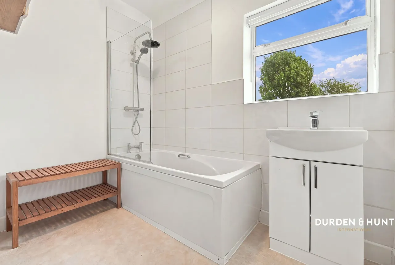 Woodberry Way, Chingford, E4, photo 15