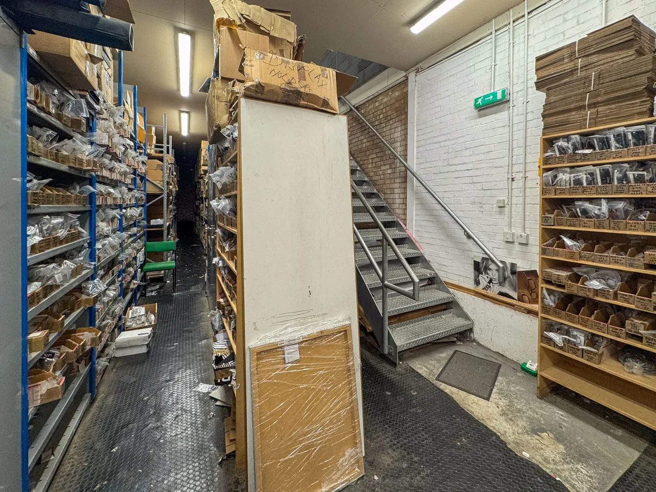 High Road, London, NW10, photo 7