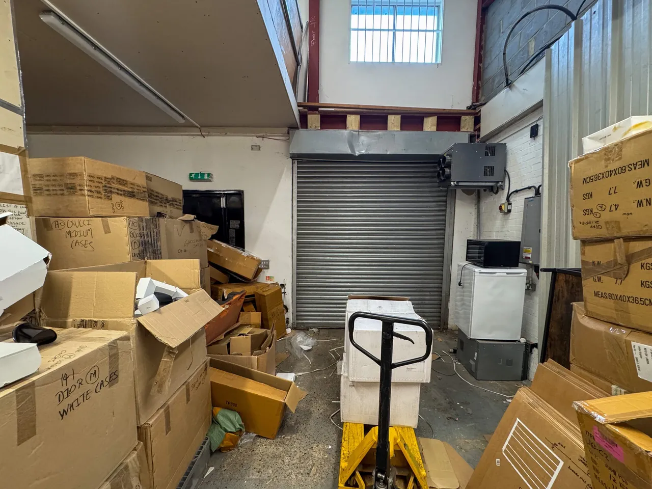 High Road, London, NW10, photo 3