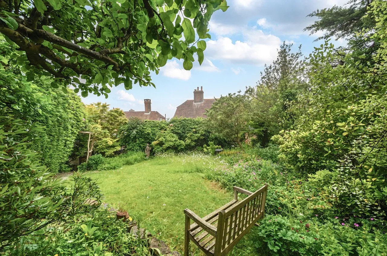 The Street, Dallington, TN21, photo 5