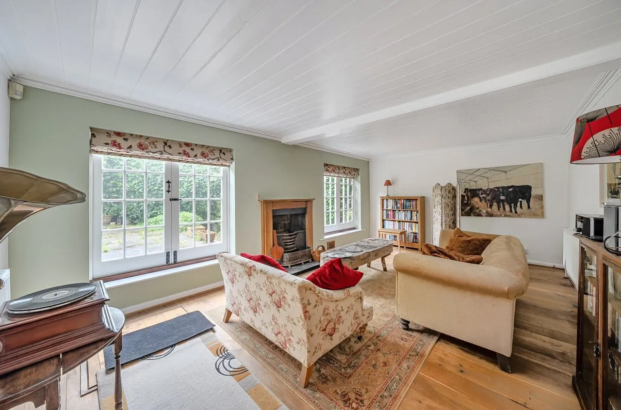 The Street, Dallington, TN21, photo 2