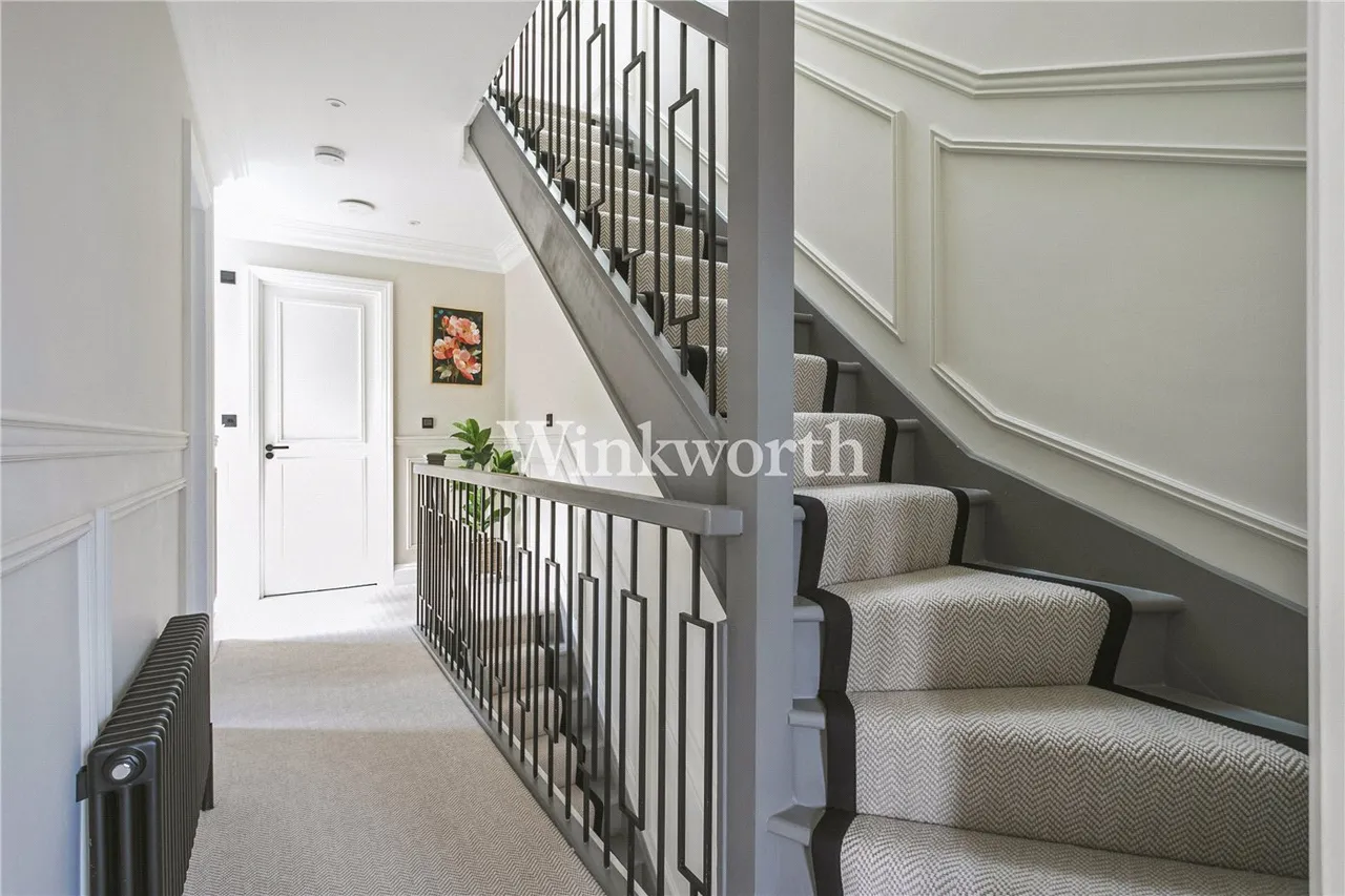 Antill Road, London, N15, photo 15