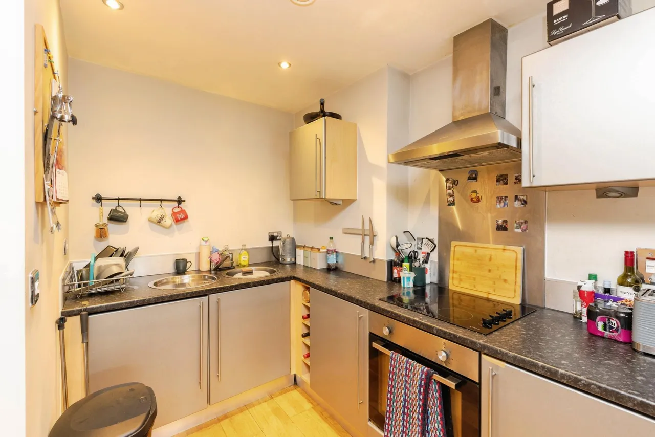 Gotts Road, Leeds, LS12, photo 7