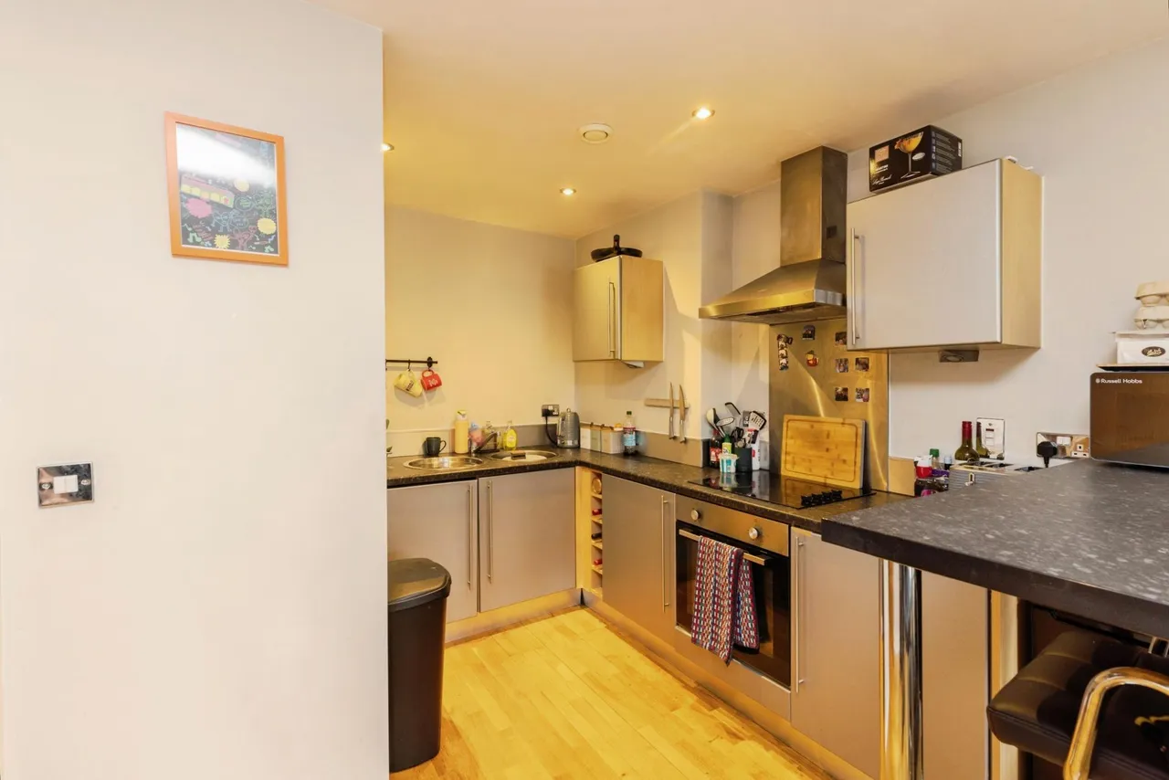 Gotts Road, Leeds, LS12, photo 6