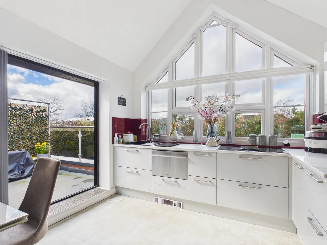 Chalklands, Howe Green, Chelmsford, Essex, CM2, photo 6