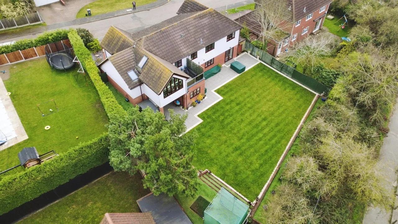 Chalklands, Howe Green, Chelmsford, Essex, CM2, photo 8