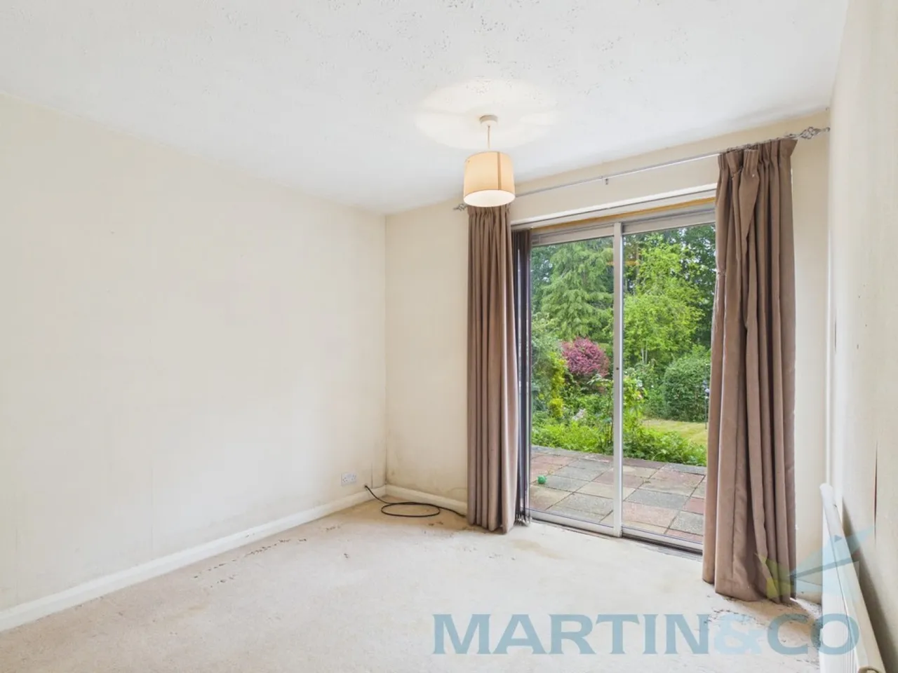 Pinehurst , Burgess Hill, photo 8