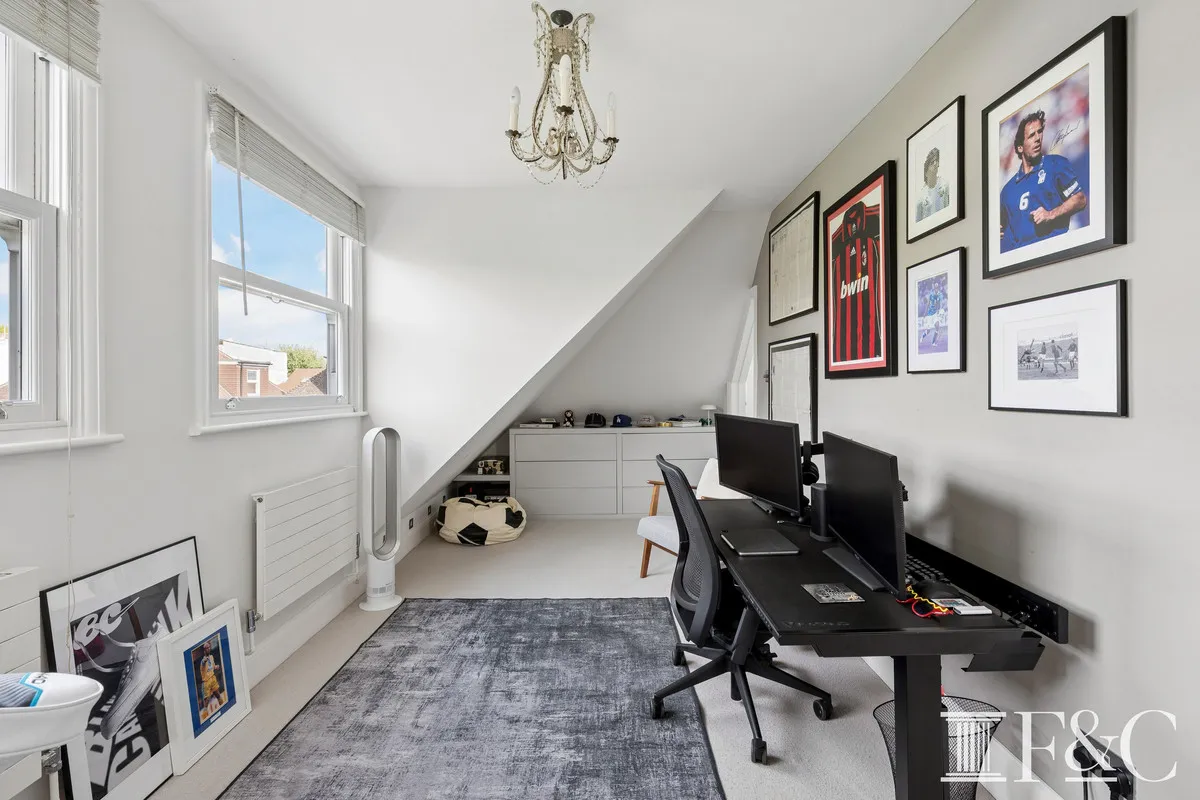 Suffolk Road, London, SW13, photo 26