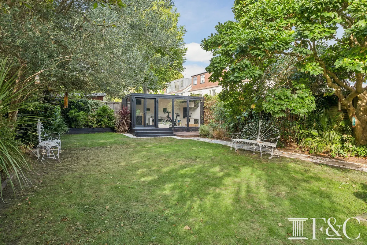 Suffolk Road, London, SW13, photo 11