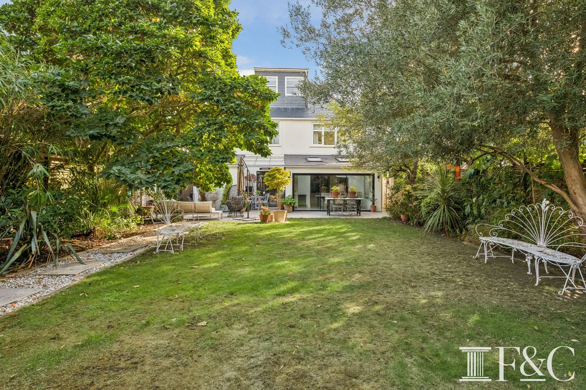 Suffolk Road, London, SW13, photo 12