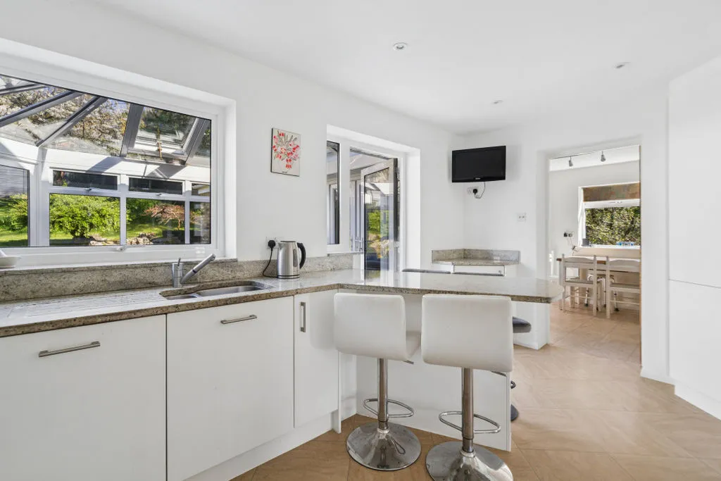 Marlow Bottom, Marlow SL7 3PS, photo 9