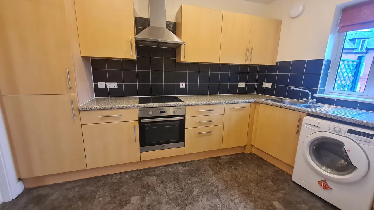 Northgate, Wakefield, WF1, photo 2