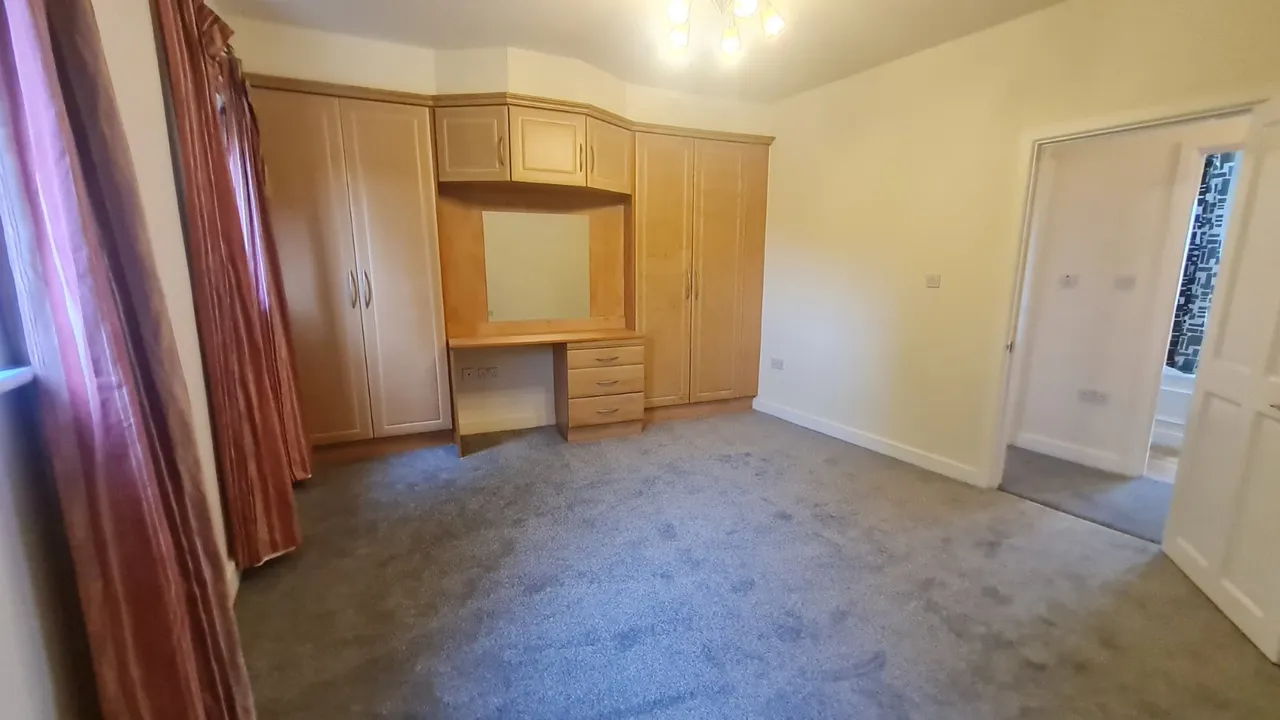 Northgate, Wakefield, WF1, photo 6