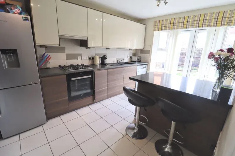 Whalley Drive, Bletchley, Milton Keynes, Buckinghamshire, MK3 6HS, photo 8