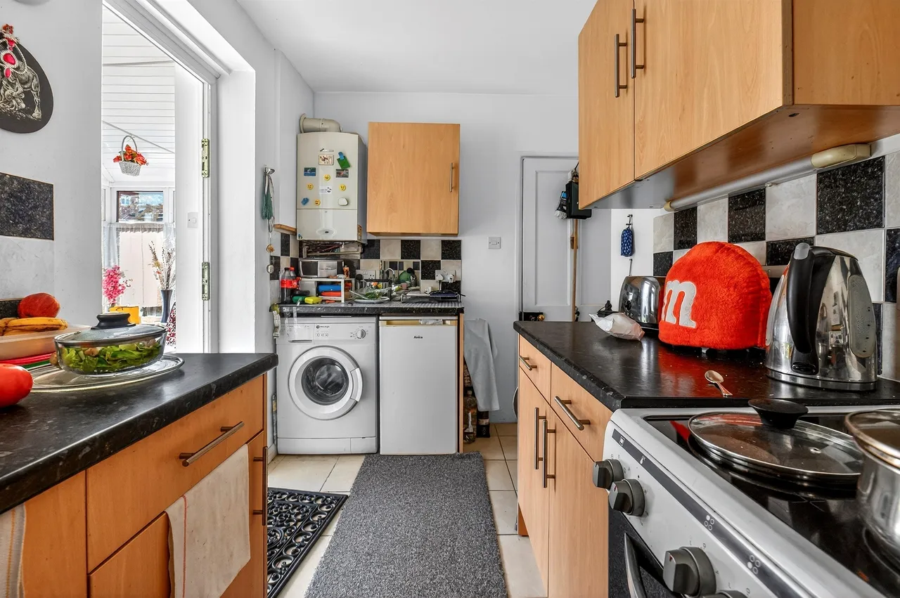 Central Road, Morden, SM4, photo 10