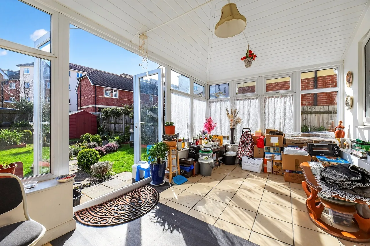 Central Road, Morden, SM4, photo 4