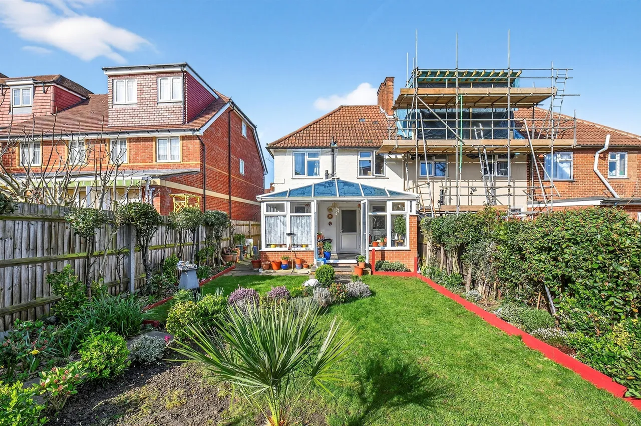 Central Road, Morden, SM4, photo 3