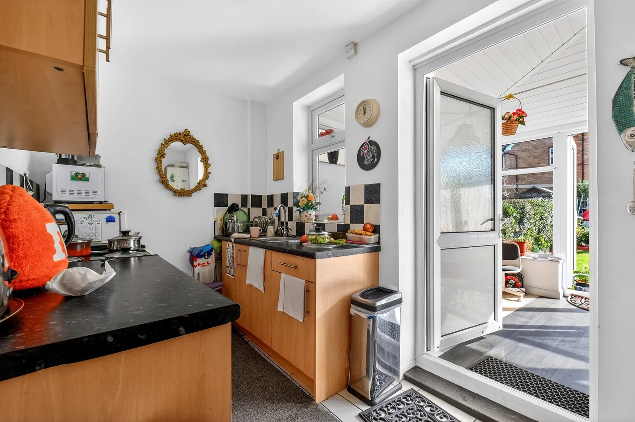 Central Road, Morden, SM4, photo 9