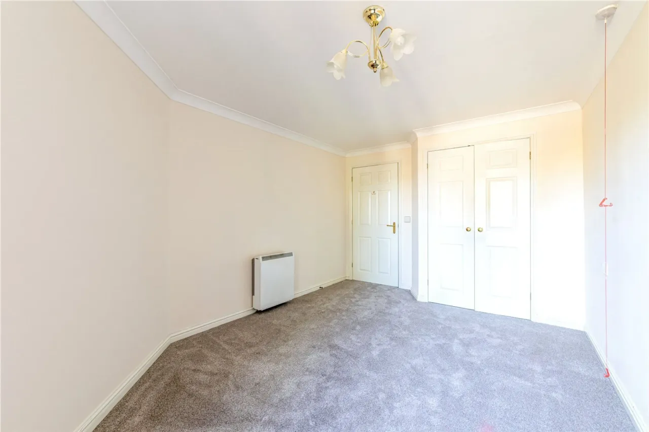 Oyster Lane, Byfleet, West Byfleet, S..., photo 4