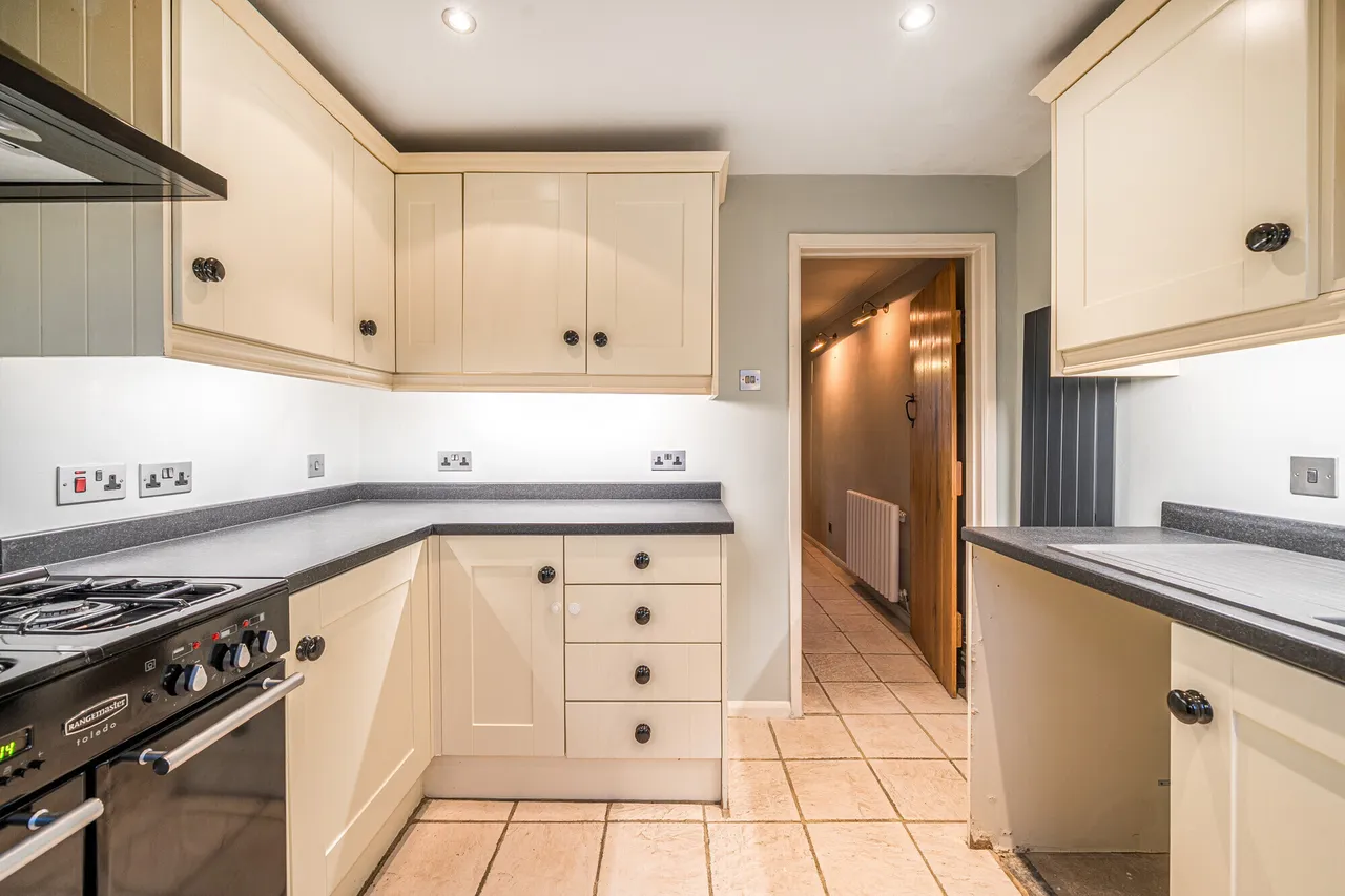 Churchill Way, Painswick, Stroud, GL6, photo 5