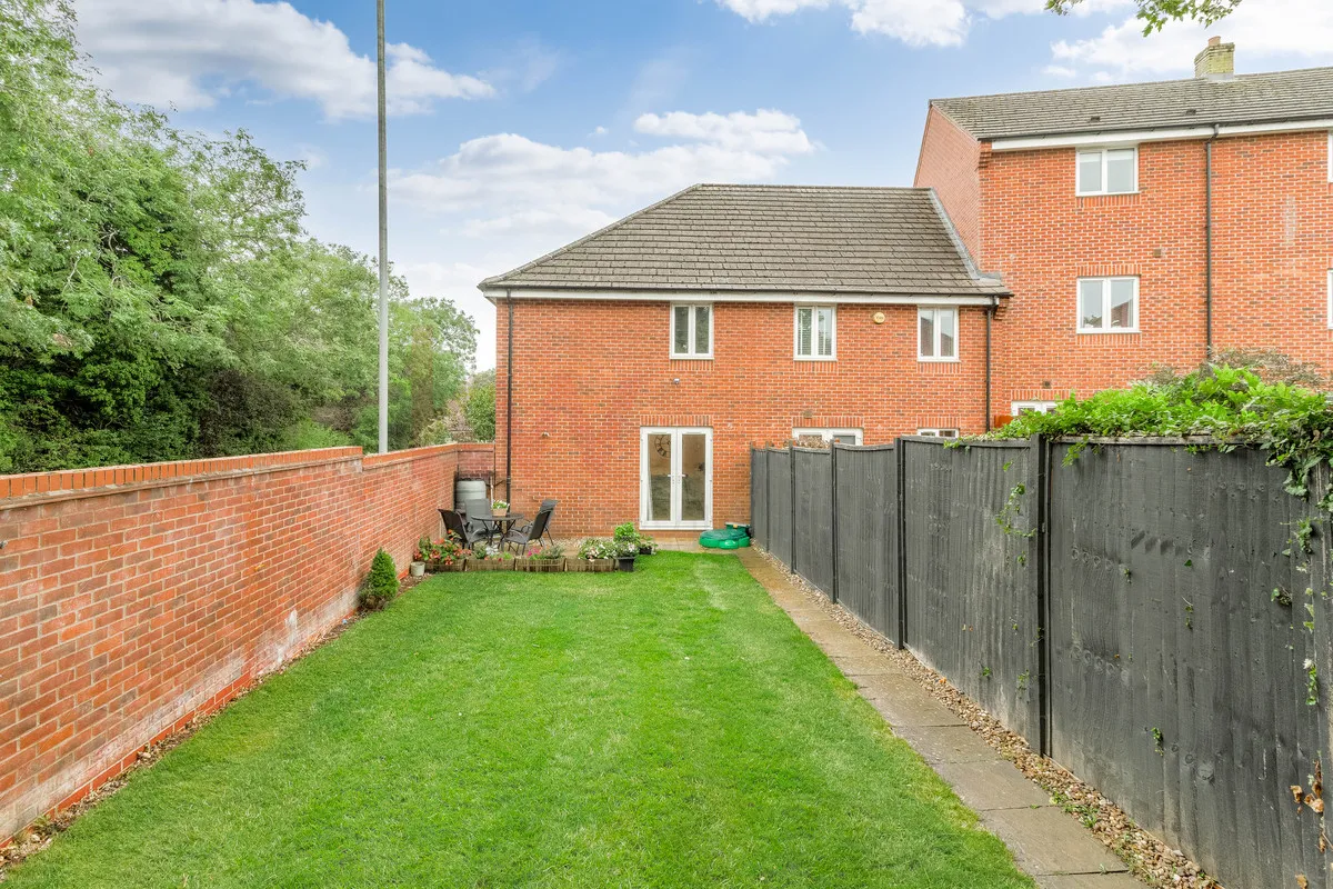 Daventry, NN11, photo 15