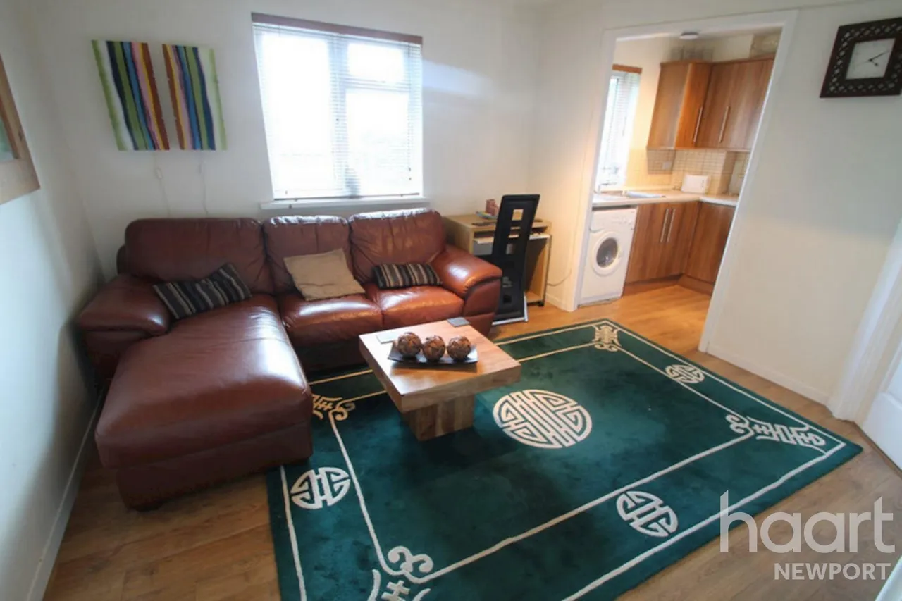 William Morris Drive, Newport, NP19, photo 2