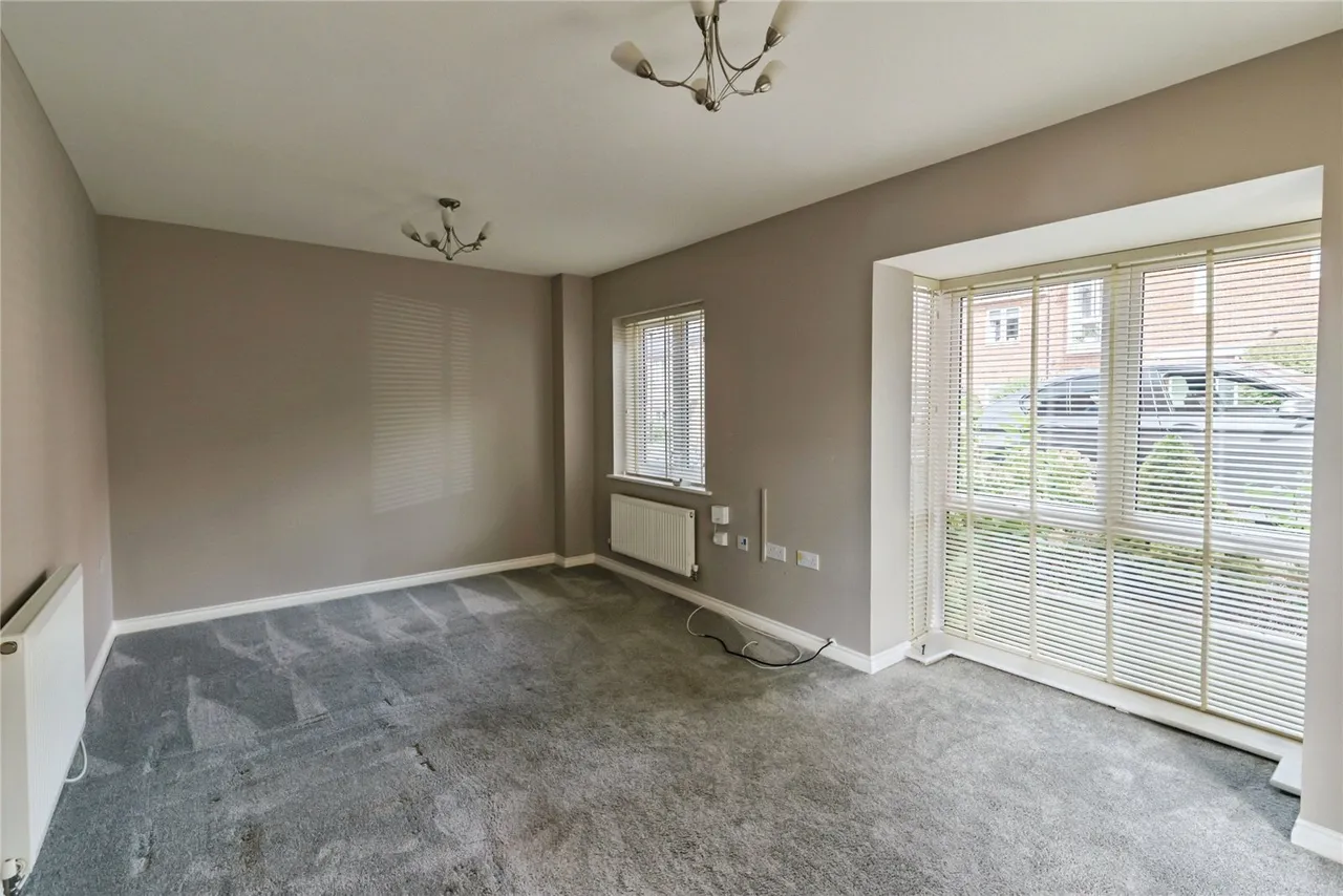 Consort Gardens, East Cowes, PO32, photo 7
