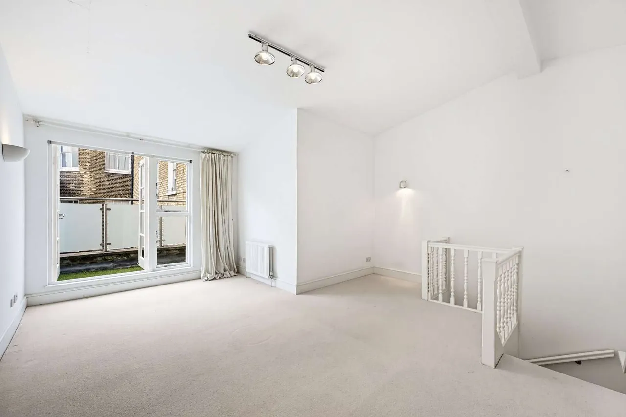 Wimpole Mews, London, W1G, photo 12