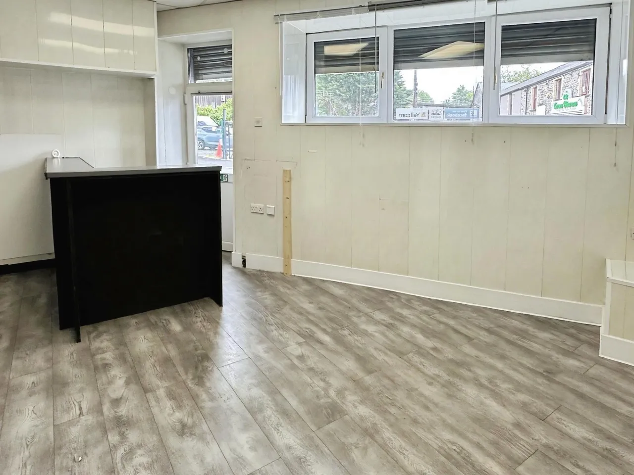 South Street, Pontypridd, CF37, photo 3