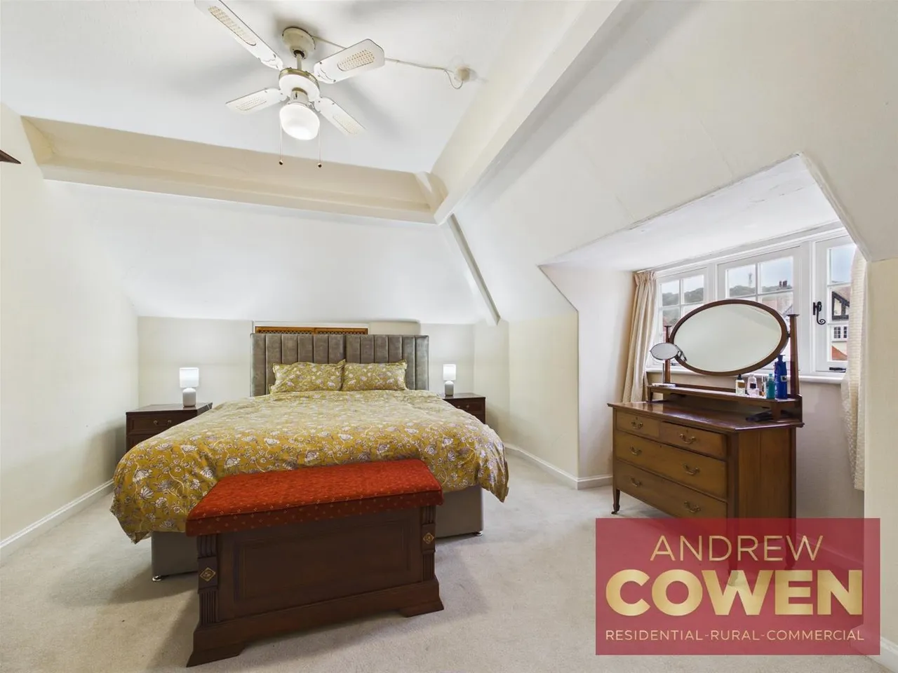 Esplanade Crescent, Scarborough YO11 2XB, photo 10