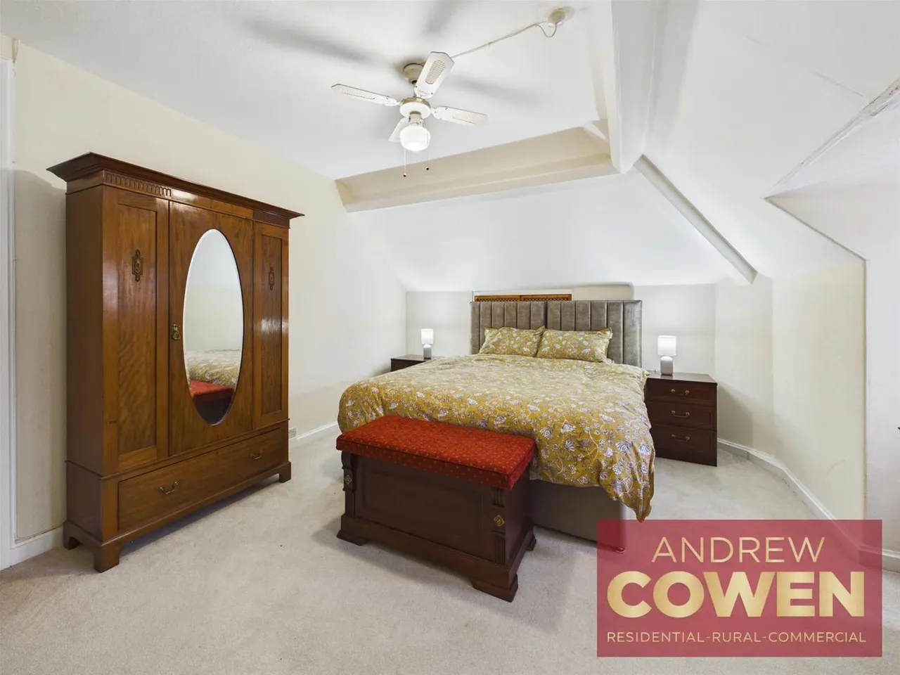 Esplanade Crescent, Scarborough YO11 2XB, photo 12