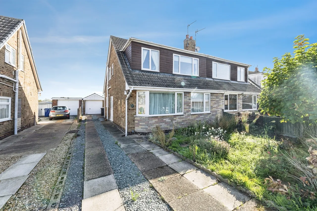3 bed house for sale, Broadacres, Carlton, DN14