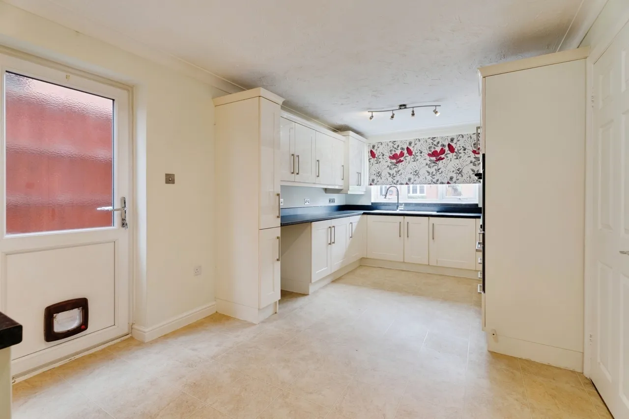 Vicarage Gardens, Debenham, Stowmarket, Suffolk, IP14, photo 8