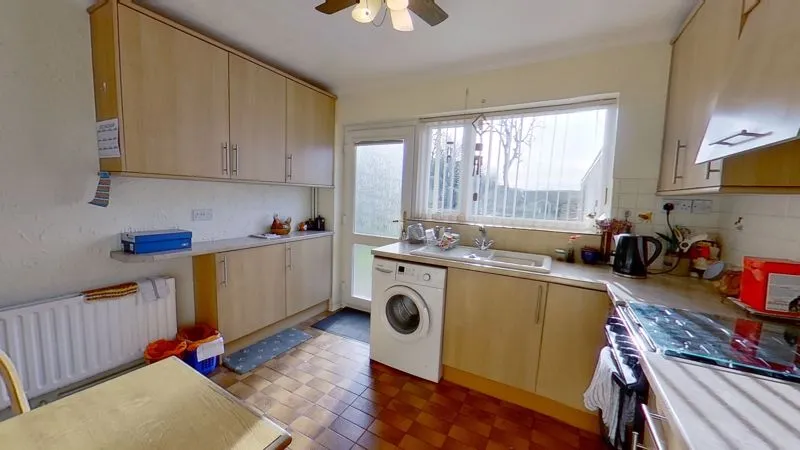 Fairview Road Istead Rise, Gravesend DA13 9DR, photo 10