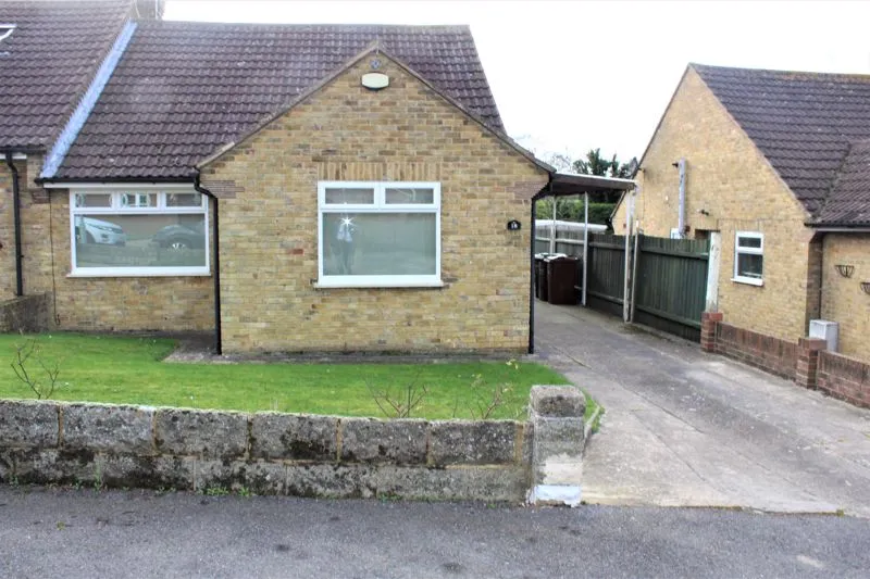 Fairview Road Istead Rise, Gravesend DA13 9DR, photo 3