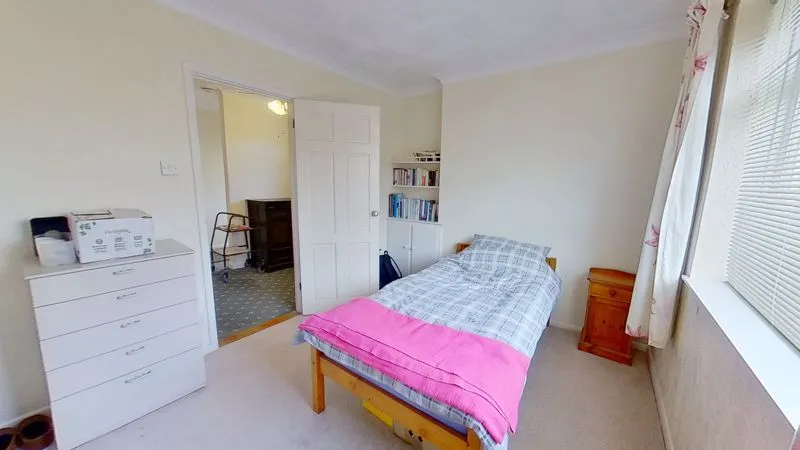 Fairview Road Istead Rise, Gravesend DA13 9DR, photo 12