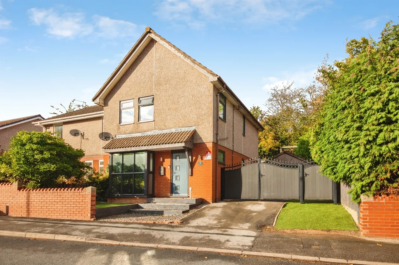 3 bed house for sale, Springwood Road, Hoyland, S74