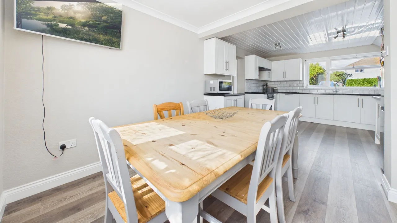The Crescent, Morton, Bourne, PE10, photo 15