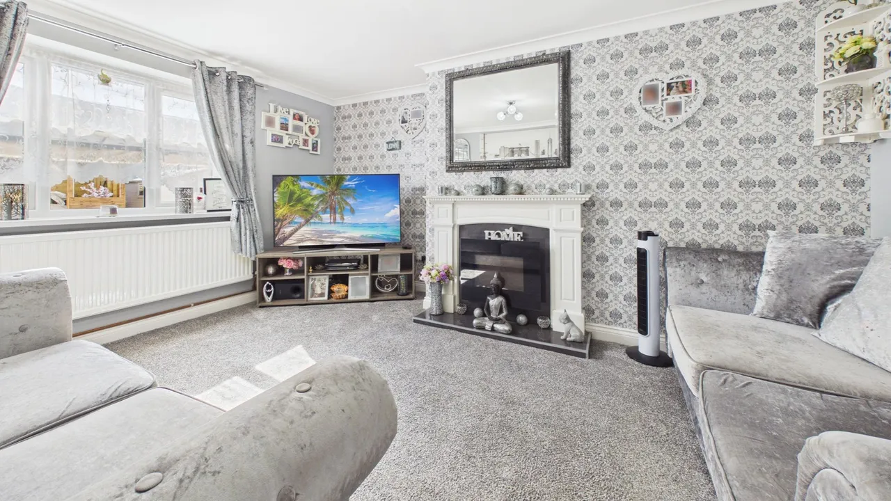 The Crescent, Morton, Bourne, PE10, photo 9