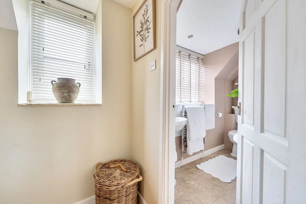 Upper North Street, Cheddar, BS27, photo 17
