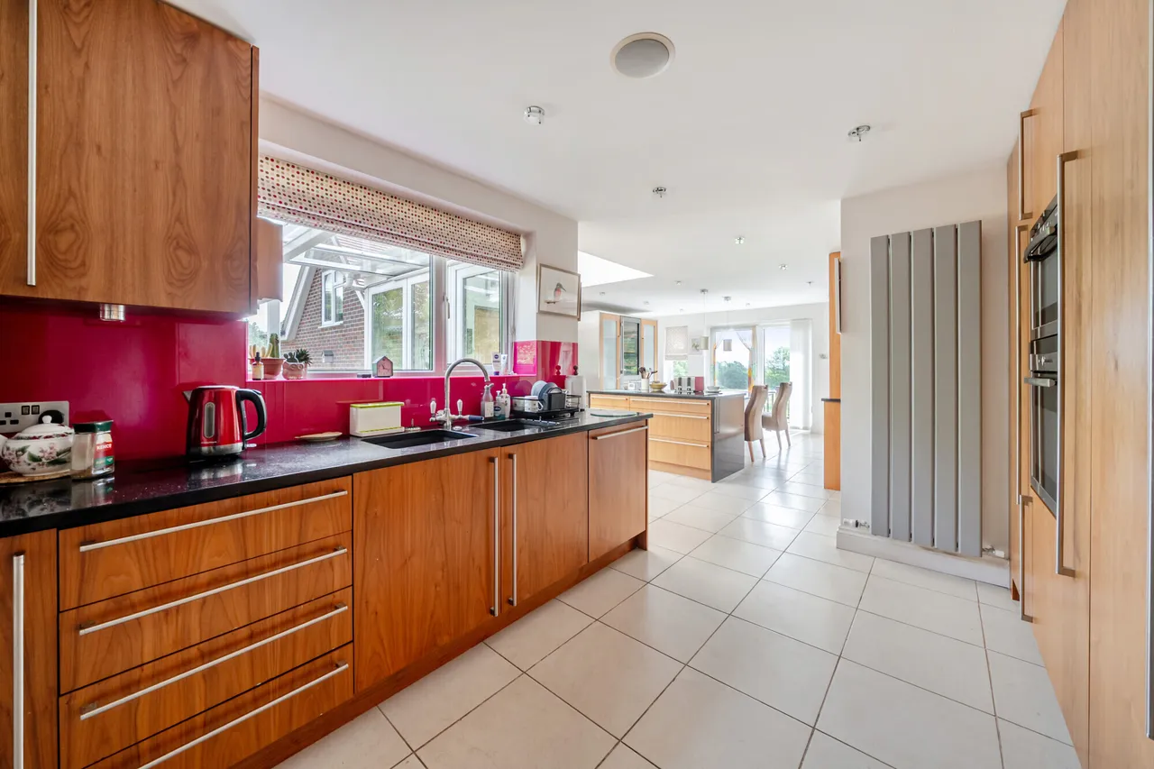 Petworth Road, HASLEMERE, GU27, photo 6