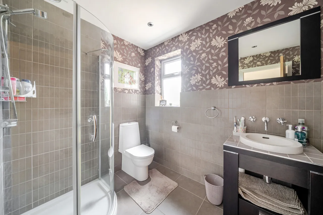 Petworth Road, HASLEMERE, GU27, photo 10