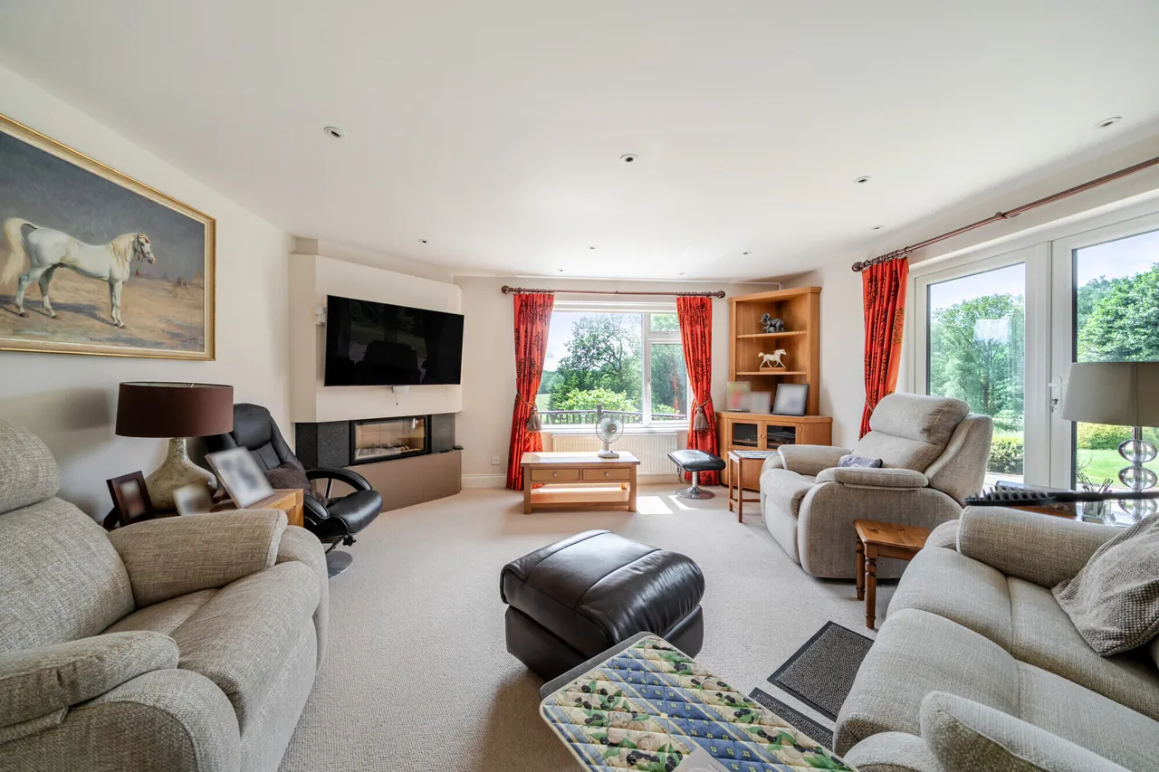 Petworth Road, HASLEMERE, GU27, photo 3