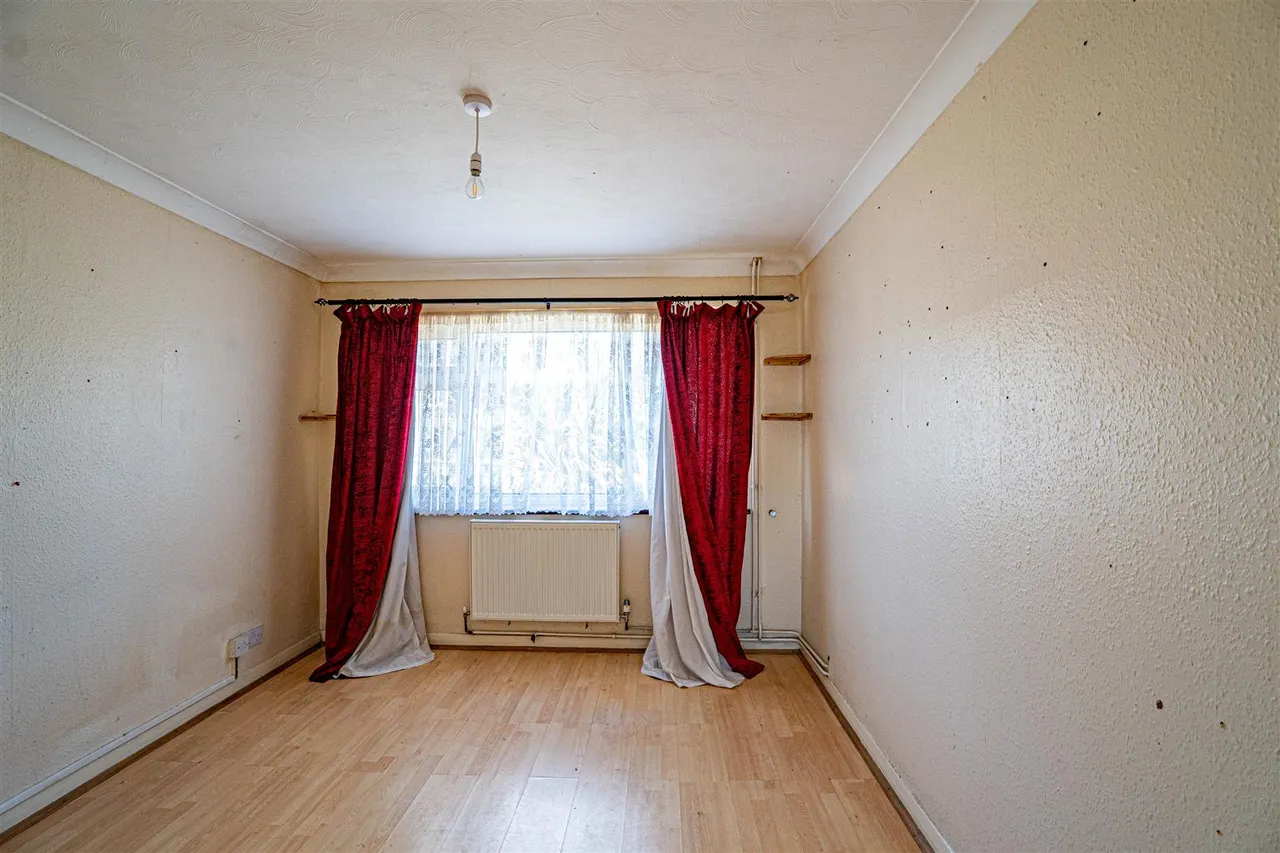 Walton Close, St. Leonards-On-Sea, photo 16